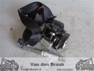 Fiat Punto Evo 3 drs 2009-2012 Gordelspanner rechts voor