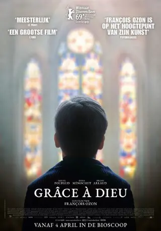 Grâce à Dieu filmposter.