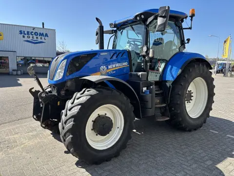 New Holland T7.245 Auto Command MY18