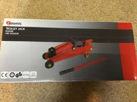 Trolley Jack/ auto rolkraag nieuw!