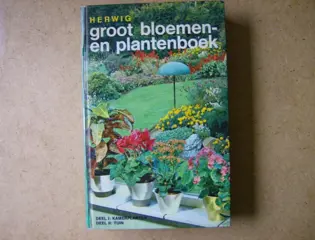 Groot bloemen en plantenboek adv6776 p