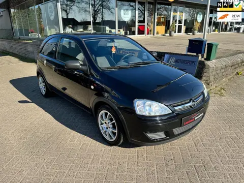 Opel Corsa 1.2-16V Enjoy AIRCO NWE APK NWE KOPPELING BT