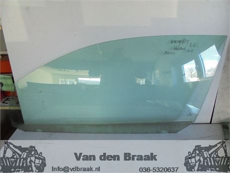 Volkswagen Golf 3 drs hatchback 2003-2008 Portierruit links