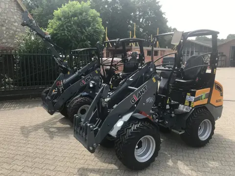 Giant Giant G1200 tele / G2300 HD / G2200 E