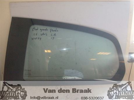 Fiat Grande Punto 3drs 2006-2011 Ruit linksachter (vast)