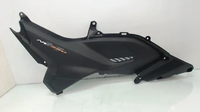 RECHTER ACHTERKANT Honda NC 750 X 2016 - 2017