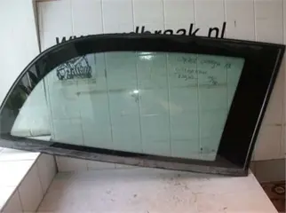 Opel Omega Caravan 1999-2003 Zijraam rechts achter
