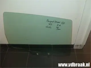 Peugeot 307 Break 2002-2009 Portierruit rechts achter