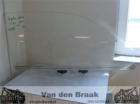 Toyota Corolla 3 deurs 1992-1997 Portierruit rechts