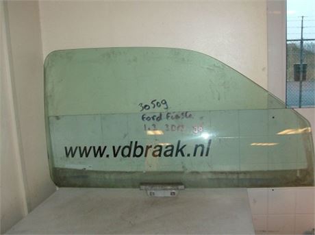 Ford Fiesta 3 deurs 1995-2002 Portierruit rechts