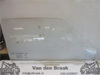 Peugeot 309 3 deurs Hatchback 1989-1993 Portierruit rechts