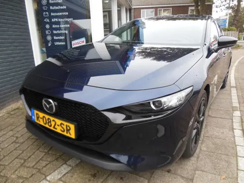 Mazda 3 2.0 e-SkyActiv-G M Hybrid 150 Sportive 12 maanden Bovag garantie automaat navi/carplay/andro