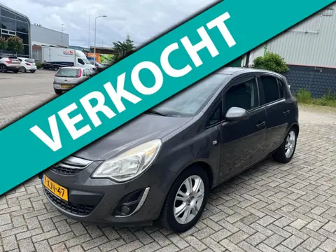 Opel Corsa 1.4-16V Cosmo