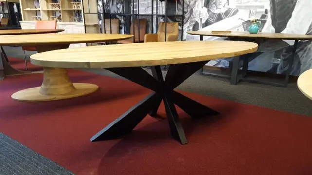 280x120 cm ovale eiken tafel Le Havre industrieel