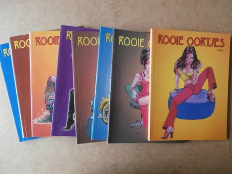Rooie oortjes 32 adv6985