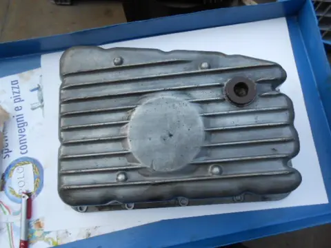 Oil pan for Citroen Sm