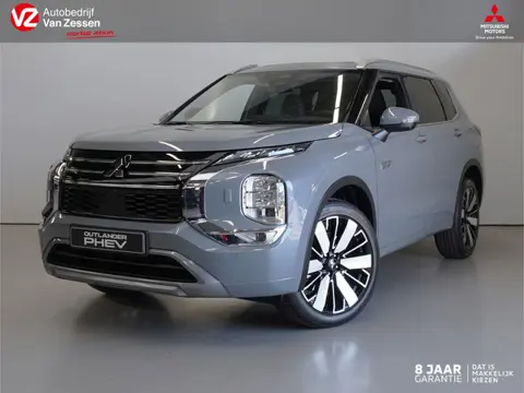 Mitsubishi Outlander 2.4 PHEV First Edition | Head up | 20 inch | Direct leverbaar | 8 jaar garantie