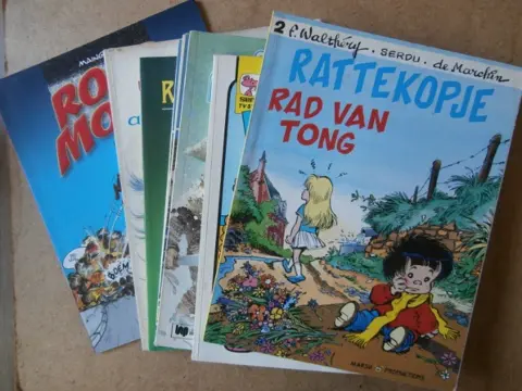 Stripboeken r adv7225