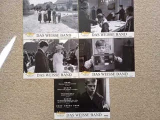 DAS WEISSE BAND lobbycard set.