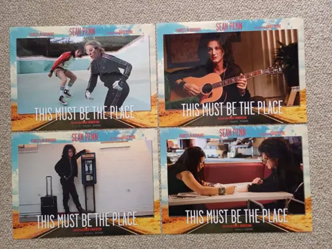 THIS MUST BE THE PLACE lobbycard set.