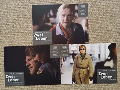ZWEI LEBEN lobbycard set.