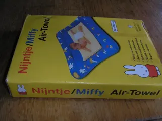 Nijntje air-towel - de rand wordt opgeblazen