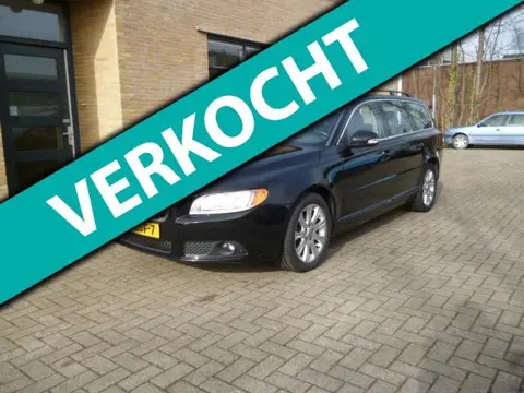 Volvo V70 2.0T Momentum, Leer, Navigatie, Trekhaak, Garantie