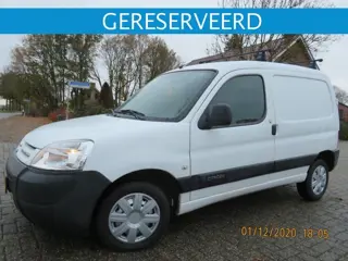 Citroen Berlingo 1.4i Benzine met Trekhaak & Diverse Opties !
