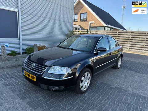 Volkswagen Passat 2.3 V5 Highline Automaat Nav.+ Clima Bj:2003 NAP!