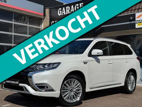 Mitsubishi Outlander 2.4 PHEV S-Edition | Volleder | Pano | Bi-Xenon | Full-Led | Camera | Cruise | 