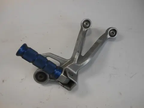 DUO VOETSTEUN RECHTS Suzuki GSX R 1000 2003 - 2004