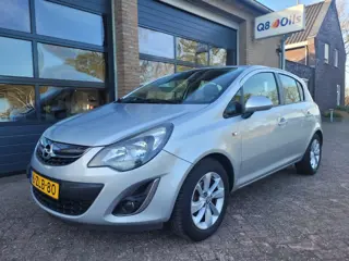 OPEL CORSA 1.2-16v Cosmo  5drs  Automaat  half leer, airco,