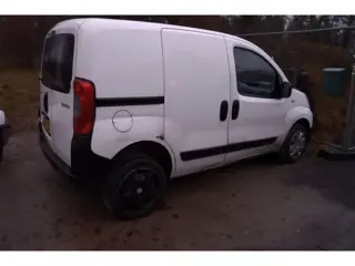 Peugeot Bipper 1.4 HDi XT schade auto motor goed