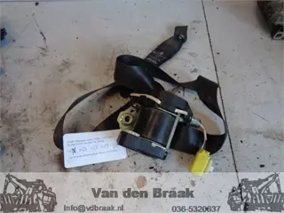 Volkswagen Touran 2006-2010 Gordelspanner links voor