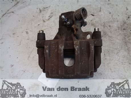 Ford Focus C-Max 2003-2010 Remklauw rechts achter