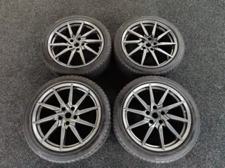 Aston Martin DB11 originele velgen en winterbanden