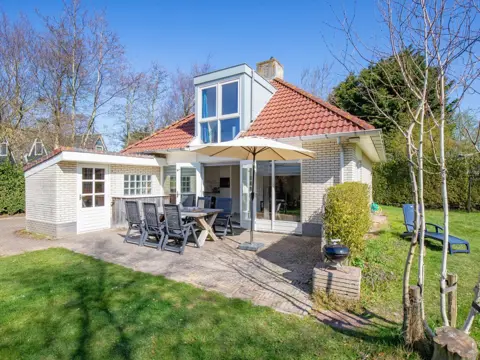 Rustig gelegen vakantiehuis met beschutte tuin nabij De Slufter