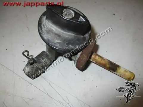 Honda CBR1000F(SC21) Benzinekraan