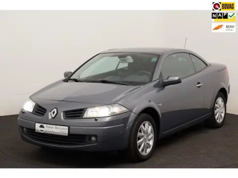 Renault Mégane coupé cabriolet 1.6-16V Tech 2 e eigenaar, zeer mooie auto.