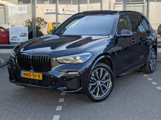 BMW X5 XDrive45e High Executive / M-Pakket / Luchtvering / Trekhaak