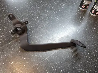 Kawasaki GPZ500S(EX500A) Rempedaal zwart