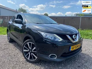 Nissan Qashqai 1.2 Tekna Automaat Leder 360Camera Pano Navi NL Auto RIJKLAAR.