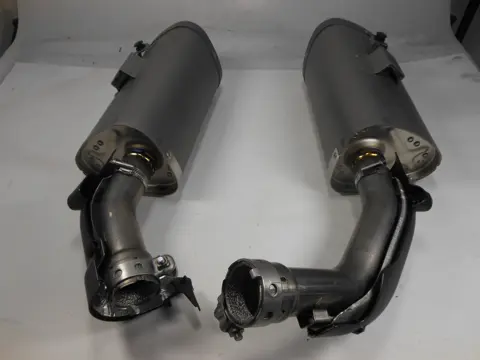 UITLAAT Yamaha YZF R1 2011 - 2014