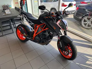 KTM Tour 1290 SuperDuke R Carbon I Austin Racing I Powerparts