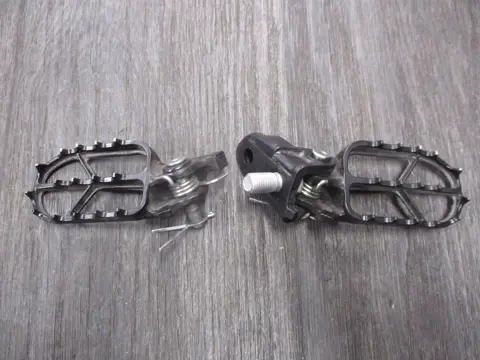 VOETSTEUN LINKS Honda CRF 450 L 2020 - 2022