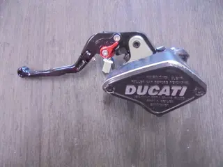 KOPPELINGSPOMP Ducati Diavel 2011 - 2015
