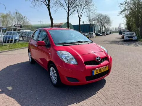 Toyota Yaris 1.0 VVT-i Trend