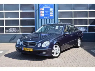 Mercedes-Benz E-Klasse 500 Avantgarde V8 Panoramadak