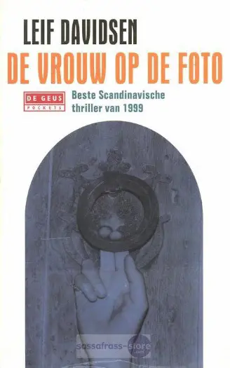 Leif Davidsen ~ De vrouw op de foto