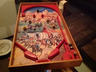 Flipperspel hout, mét de originele knikkers